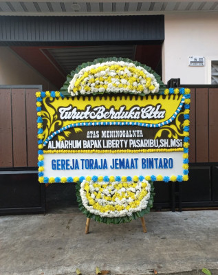 Papan Bunga Duka di Antapani Tengah