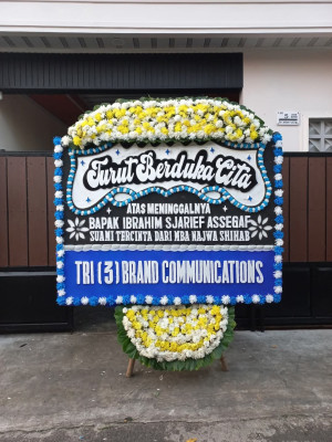 Papan Bunga Duka di Antapani Tengah
